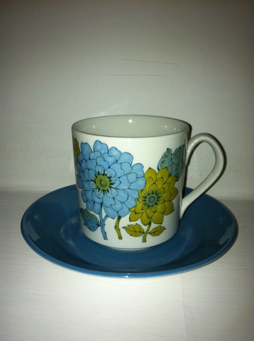 blue green flower cup