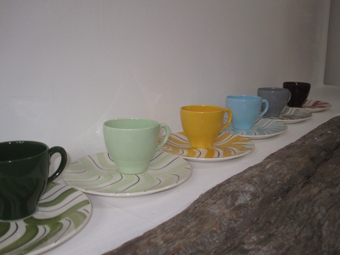 coloured cups 1