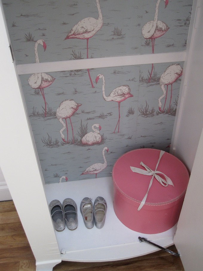 Flamingo wardrobe 7